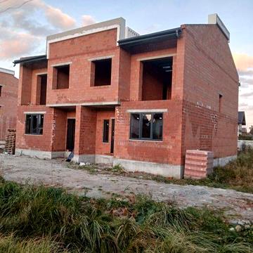 Продаж котеджу Зимна вода.