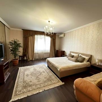 Княжий Затон вул., 21