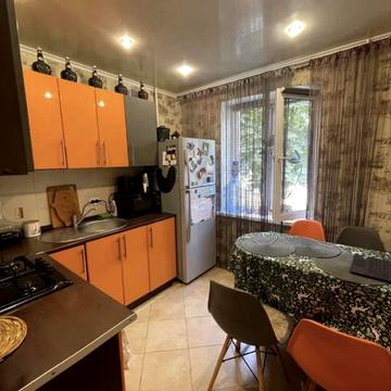 Гусовського вул., 2