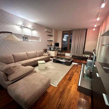 Здам квартиру по вулиці Жилянська 59