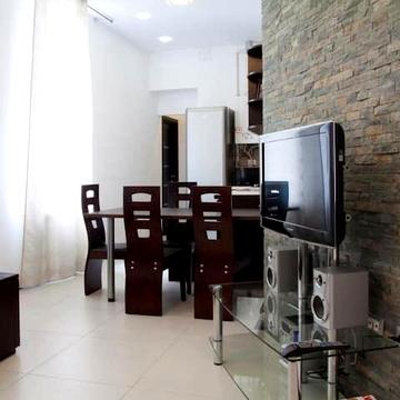 Охайна квартира біля парку