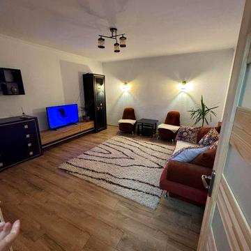 Здається в центрі Ужгорода будинок!