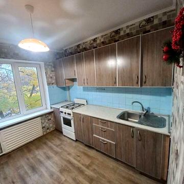 Сдам 2 комнатную квартиру