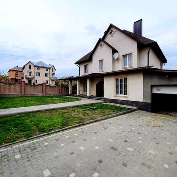 Здається 5-ти кімнатний БУДИНОК на ДОСЛІДНІЙ СТАНЦІЇ. Гараж на 2 авто.