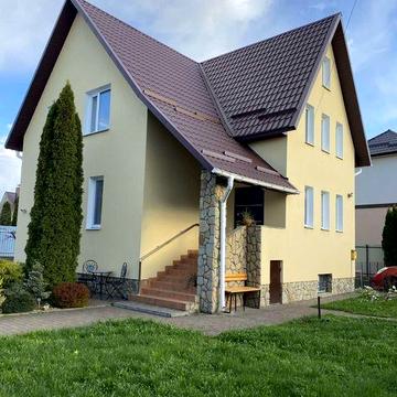 Оренда 2 поверх. будинку