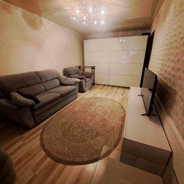 Центр 2-х кімн. кварира з ремонтом, можливо євідновлення