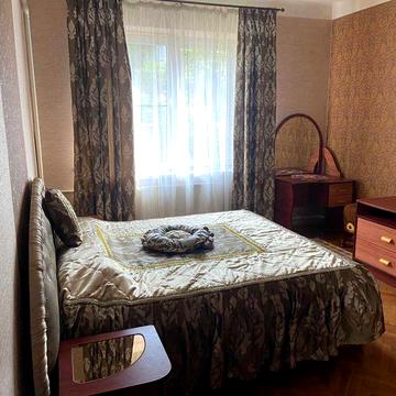 Оренда будинку в Личаківському р-н, без оплати комунальних послуг!!!