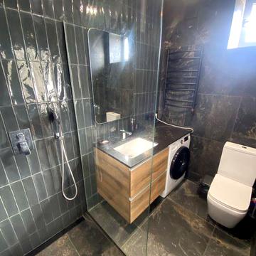 СРОЧНО! Недорого сдам 2хк СОВРЕМЕННЫЙ дом с двором на Слободке