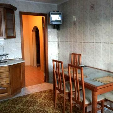 Оренда 2-х кімнатної квартири, м.Київ Харківське шосе 56, без комісії.