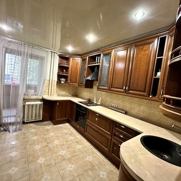 Ревуцького вул., 5