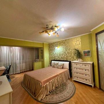 Русанівка, 2х-к 52 кв.м. Бул. Шамо 1/5 (Давидова)