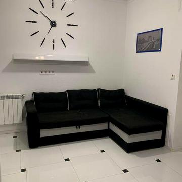 Оренда 2к кв Рудно +гараж+паркомісце