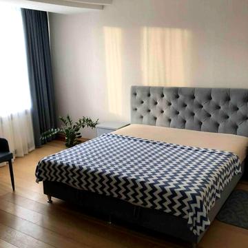 Михайла Котельникова вул., 1