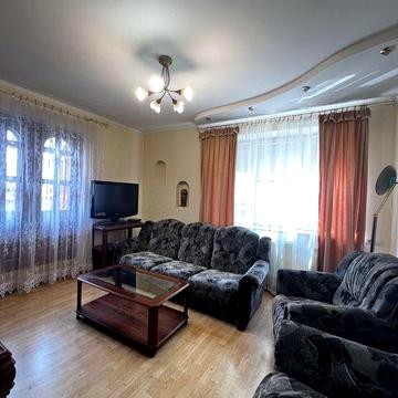 Здам 2-х кімнатну квартиру в центрі міста автономне опалення