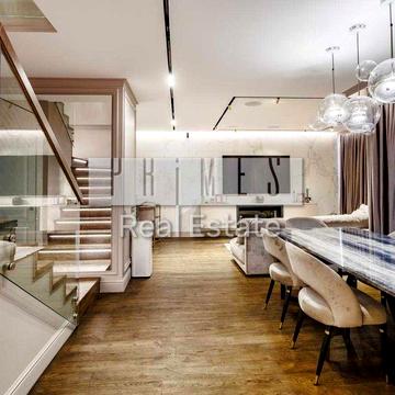 Продаж дворівневого пентаусу, ЖК 4 Сезони, вул. Максимовича Михайла 3г ЖК 4 Сезони