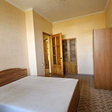 Каразіна вул., 17