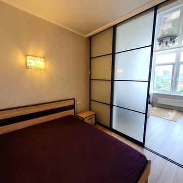 Валерія Самофалова вул. (Каманіна), 16/1