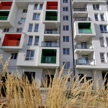 Продаю 2кімнатну квартиру біля Озера! 62м2