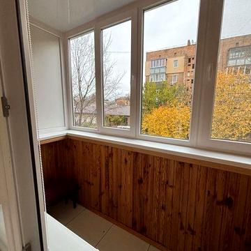 Продам 2к квартиру в центрі міста