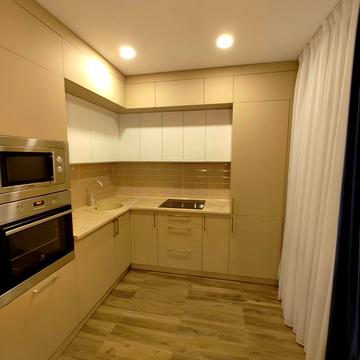 Академіка Вернадського бульв., 24