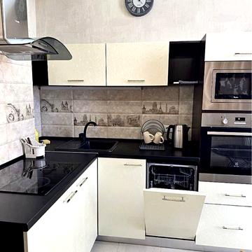 Французький бульв., 8