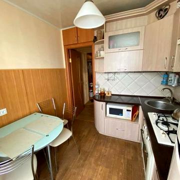 Здам Центр  2 х кімнатну квартиру