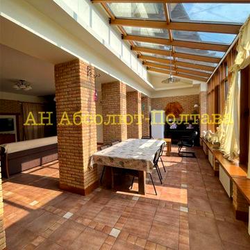 Здам шикарний окремий будинок в Центрі