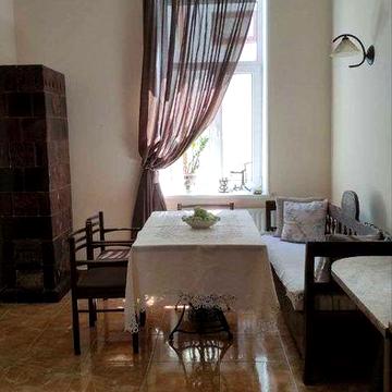 Інвестиційна знахідка в серці Ужгорода вул. Фединця, квартира 170 кв.м