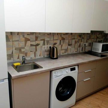 Оренда сучасної квартири на Осокорках (м. Славутич-10 хв.)Є генератор.