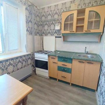 Продаж 1-кімн на Пр. Лушпи ТЦ Берізка, цегляний будинок