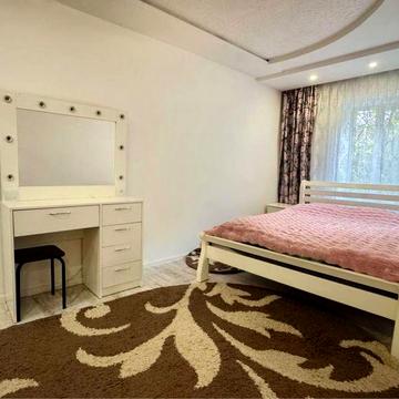 ПРОДАЖ 2-х кімнатної квартири в самому серці міста