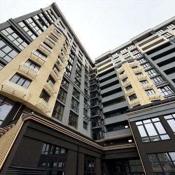 Двокімнатна квартира з терасою в центрі міста!Навпроти парк! ЖК Роял Парк