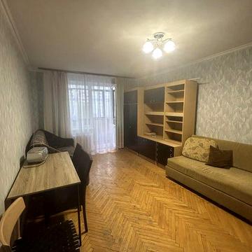 Без%! Здам квартиру в Голосіївському районі.