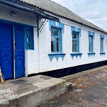 Цегляний будинок з усіма комунікаціями в Житніх Горах.