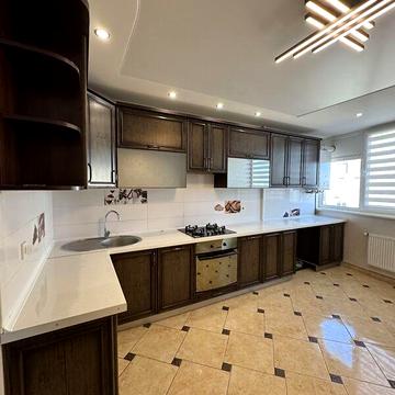 Продаж 3к Квартира Тролейбусна вулиця