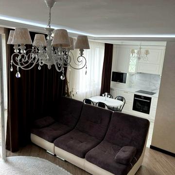 Петра Григоренка просп. (Маршала Жукова), 14