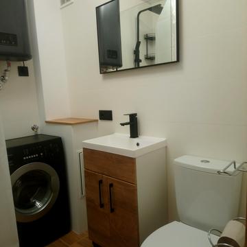 Святошинський пров., 2