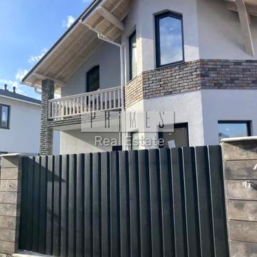 Вишнева вул.