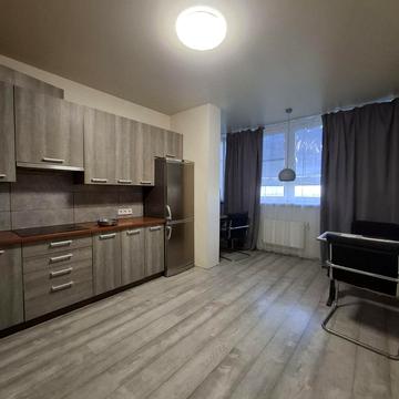 Академіка Сахарова вул., 9