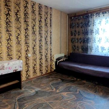 Сдам большую гостинкус балконом