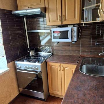 Аренда 3 комнатная квартира 1й дом от метро Холодная гора