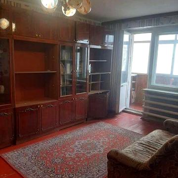 Здам недорогу трикімнатну квартиру