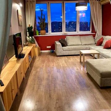 Миколи Бажана просп., 10