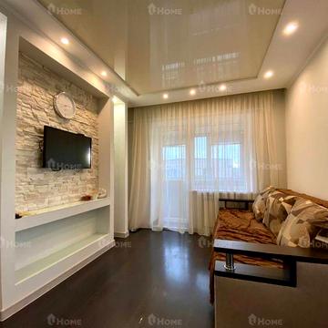 Однокомнатная квартира у метро Армейская.