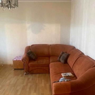 Миколи Бажана просп., 7