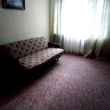 Візьму на квартиру сімю без дітей і без тварин. Парковий проїзд 10а