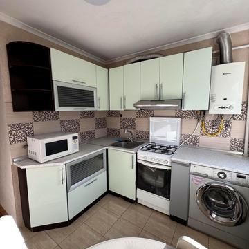 Енергетична вул., 8