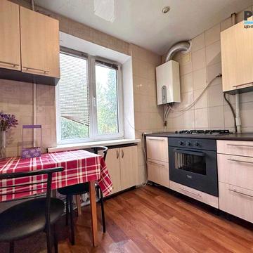 2-кімнатна на проспекті О.Поля (парк Пісаржевського)