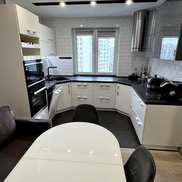 Єлизавети Чавдар вул., 4