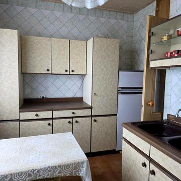 Героїв Харкова просп. (Московський), 254а